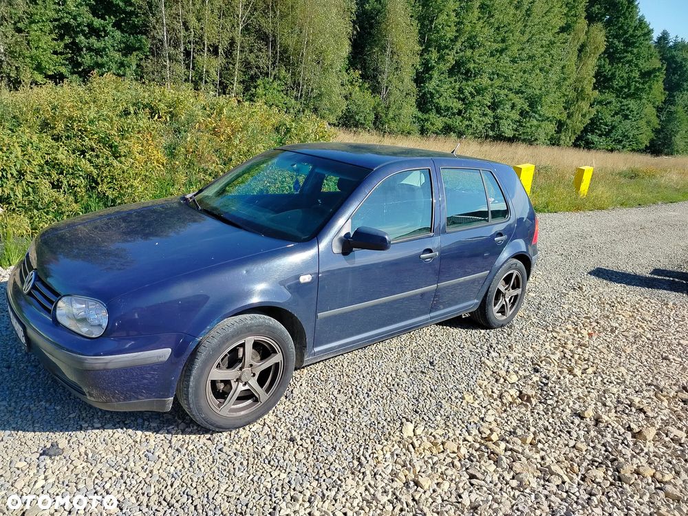 Volkswagen Golf 1.4 Basis - 2