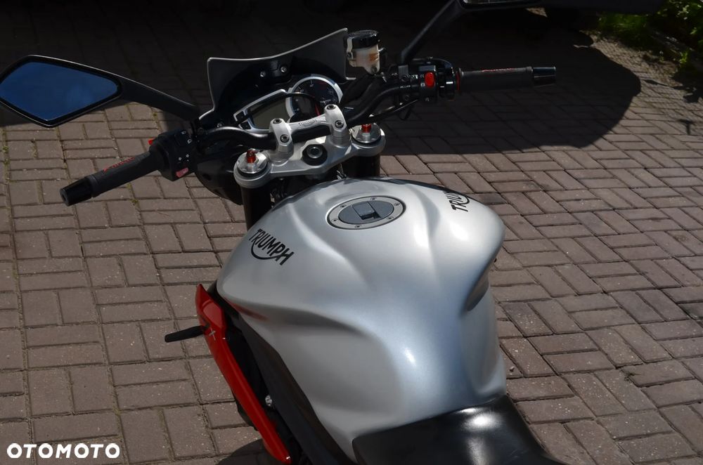 Triumph Speed Triple - 9