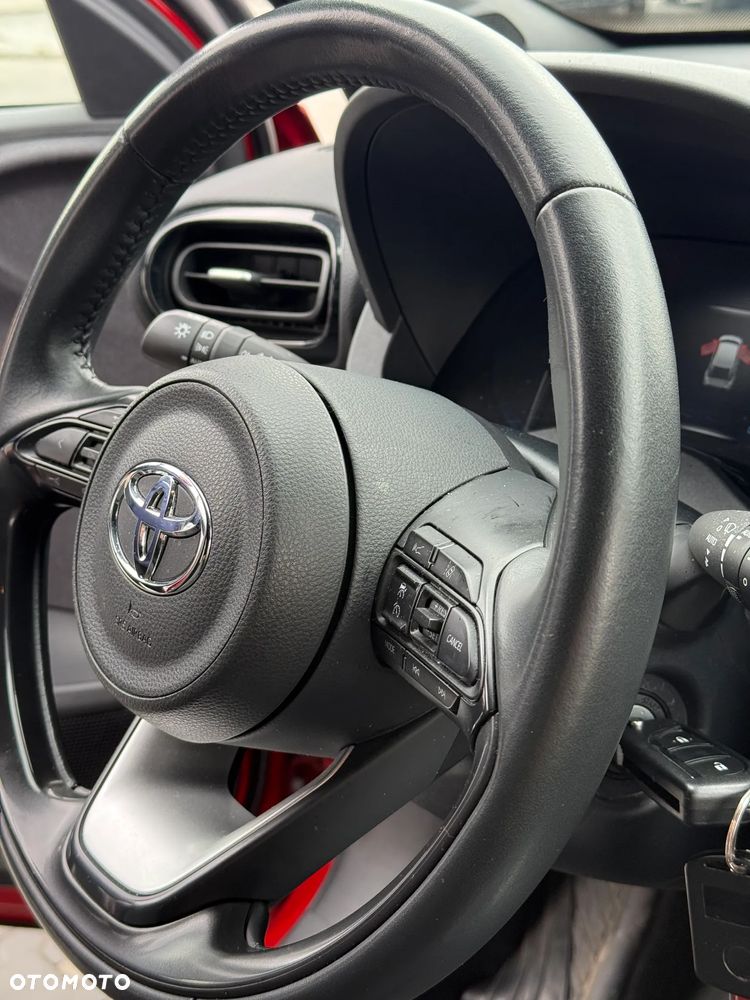 Toyota Yaris Cross - 25