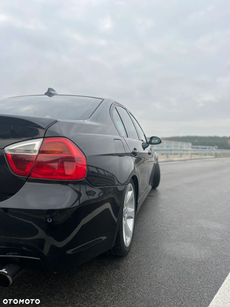 BMW Seria 3 335i xDrive - 9