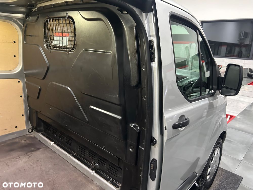 Ford Transit custon - 21