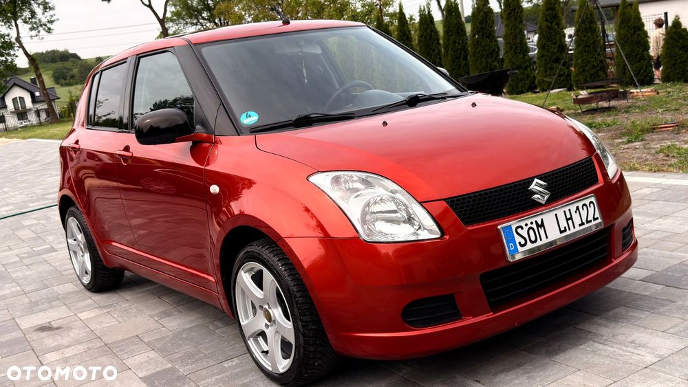 Suzuki Swift 1.3 Limited 25 - 35