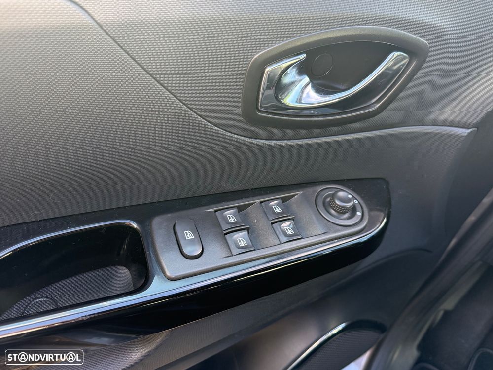 Renault Captur 0.9 TCE Exclusive - 13