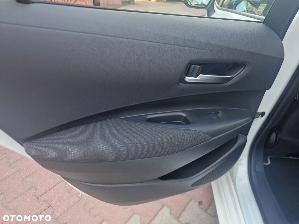 Toyota Corolla 1.8 Hybrid Comfort - 37