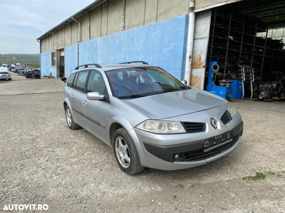 Dezmembrez piese Renault Megane 2 combi - 1