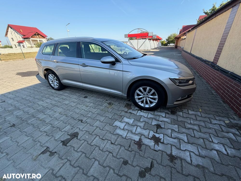 Volkswagen Passat - 2