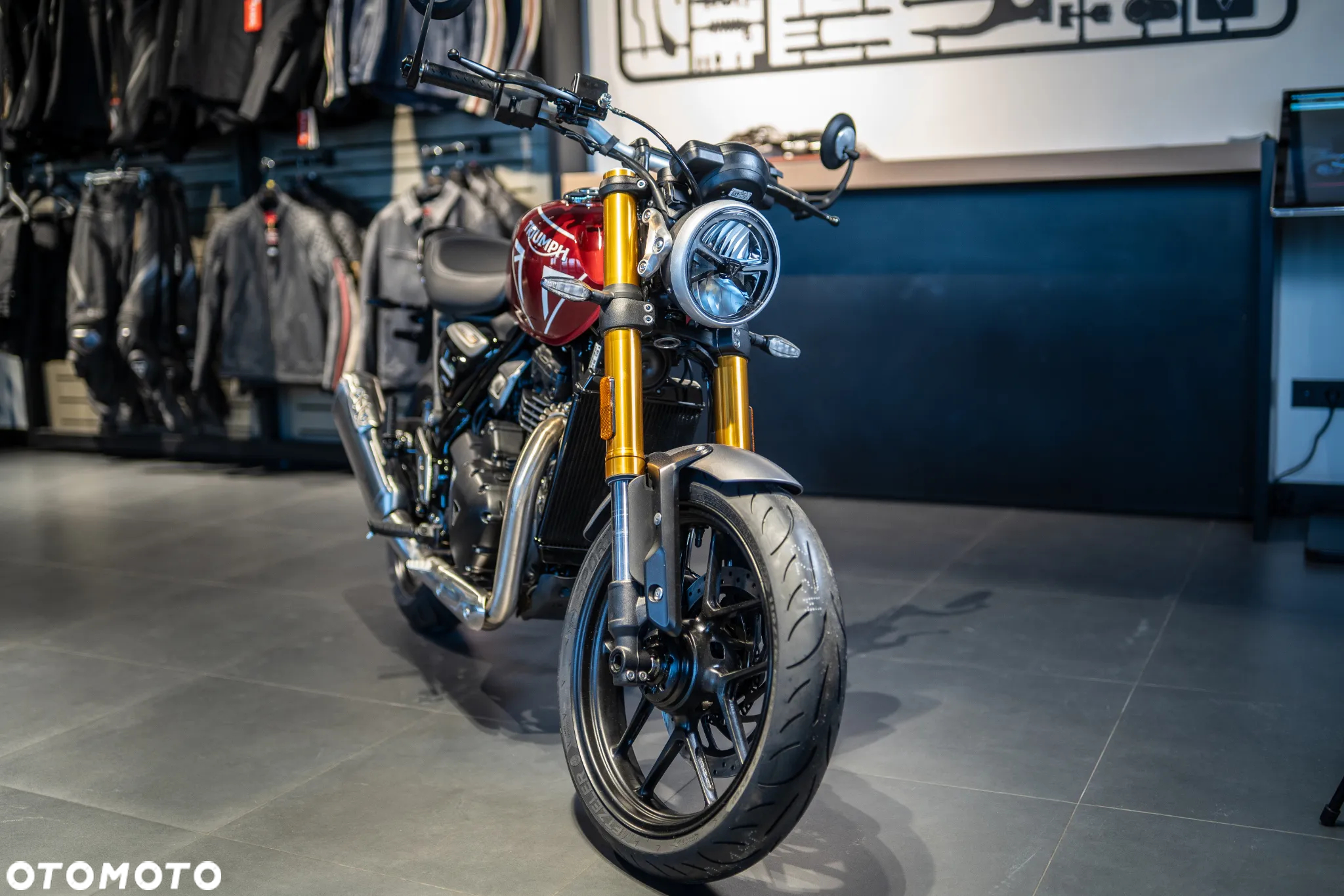 Triumph Inny - 2