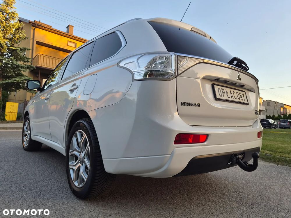 Mitsubishi Outlander - 17