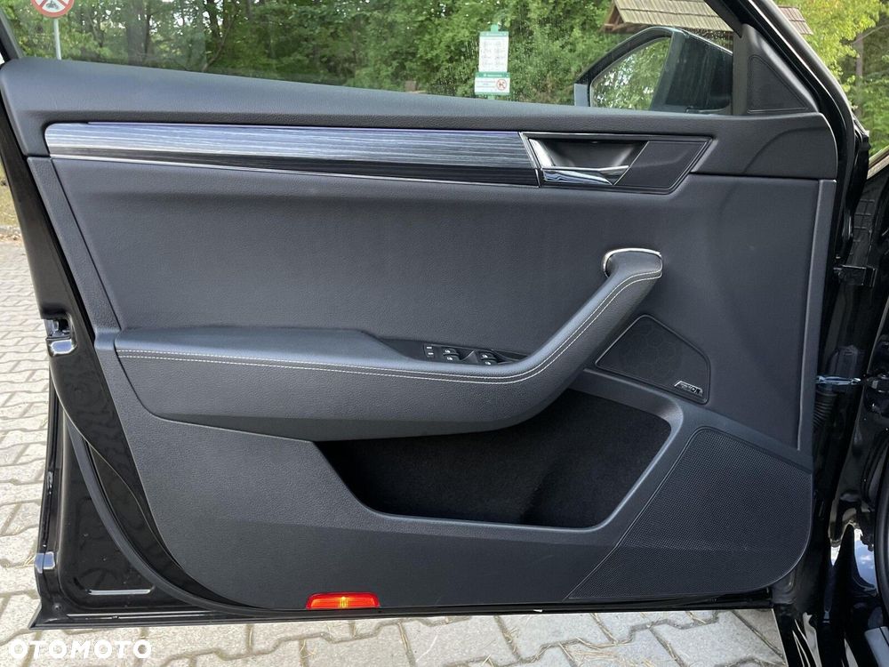 Skoda Superb 2.0 TDI SCR Style DSG - 11