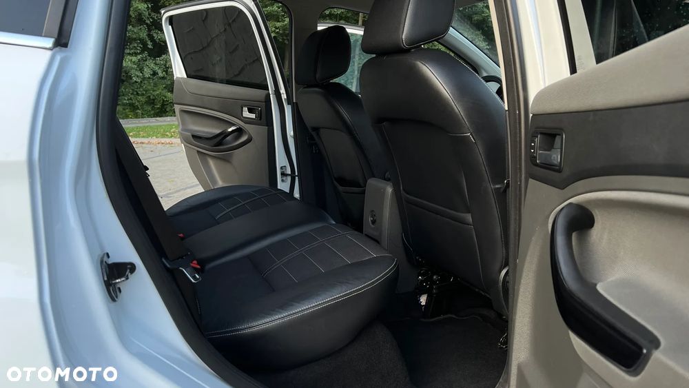Ford Kuga 2.0 TDCi Titanium - 14