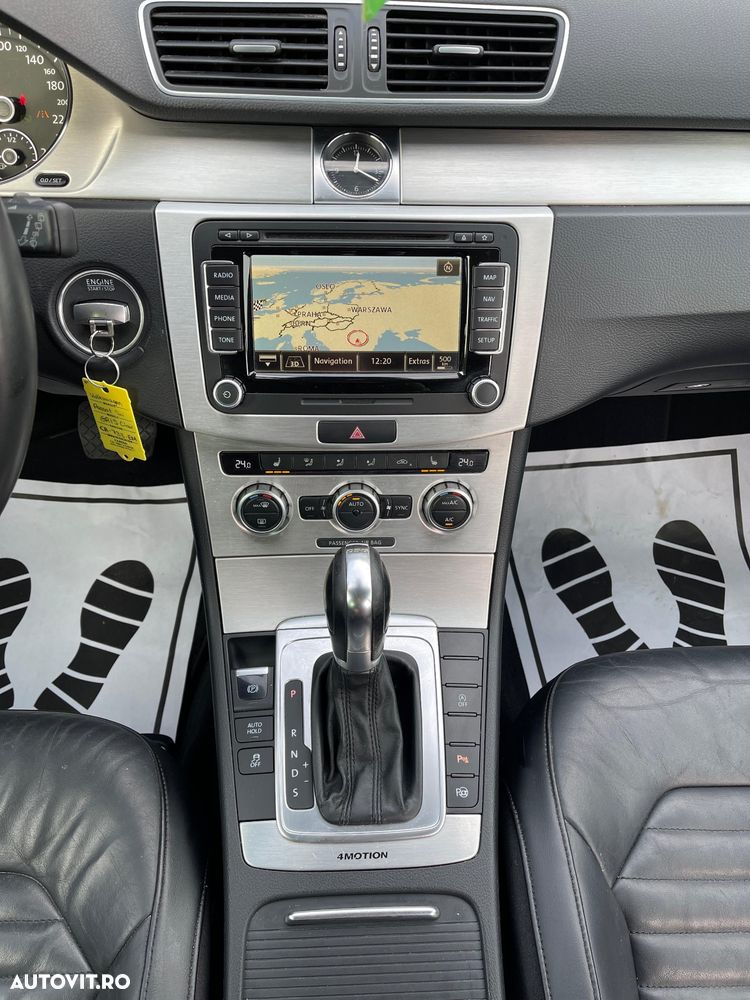 Volkswagen Passat Variant 2.0 TDI 4Motion DSG BlueMotion Tech Exclusive - 22