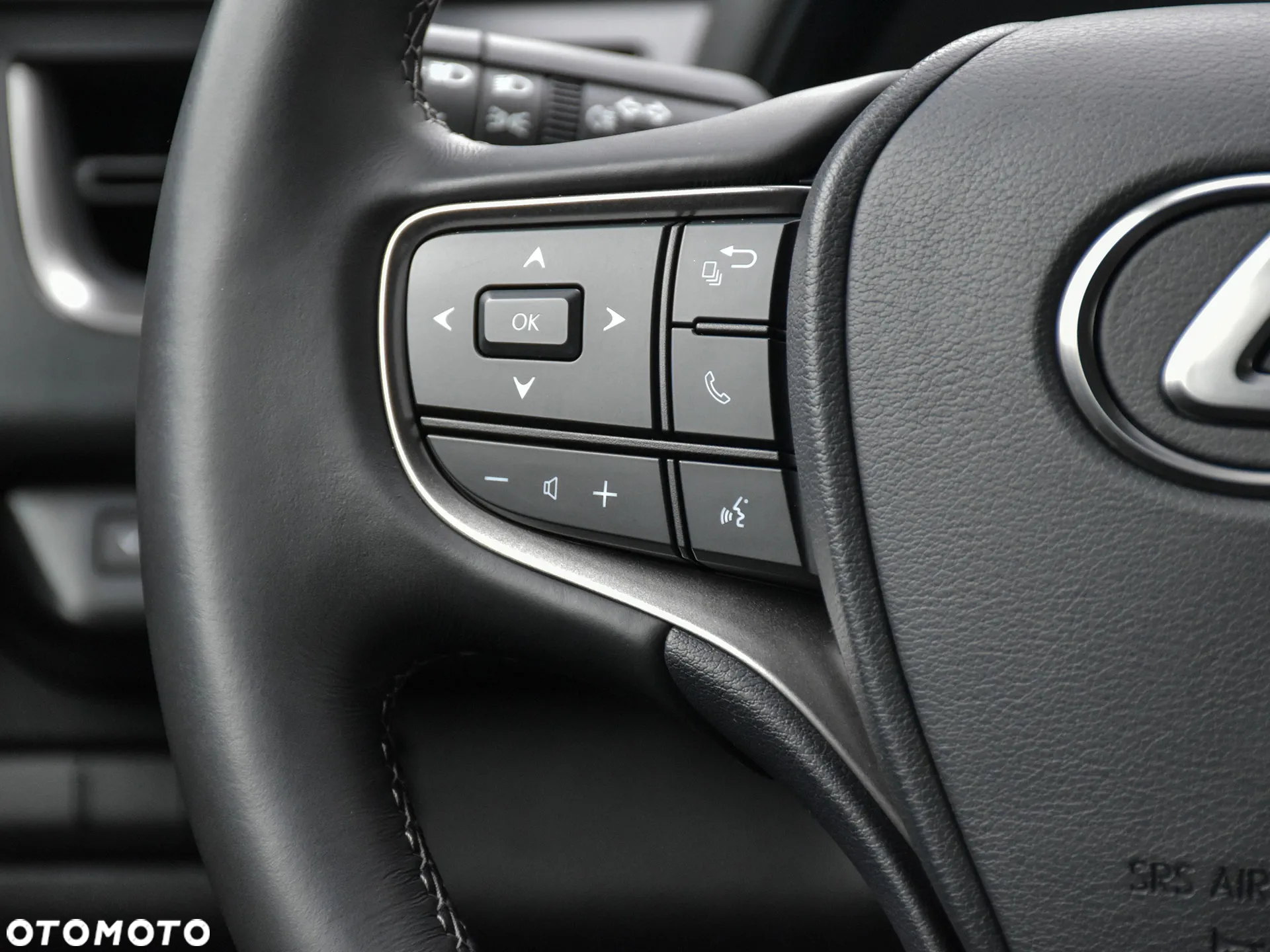 Lexus UX 200 GPF Business 2WD - 34