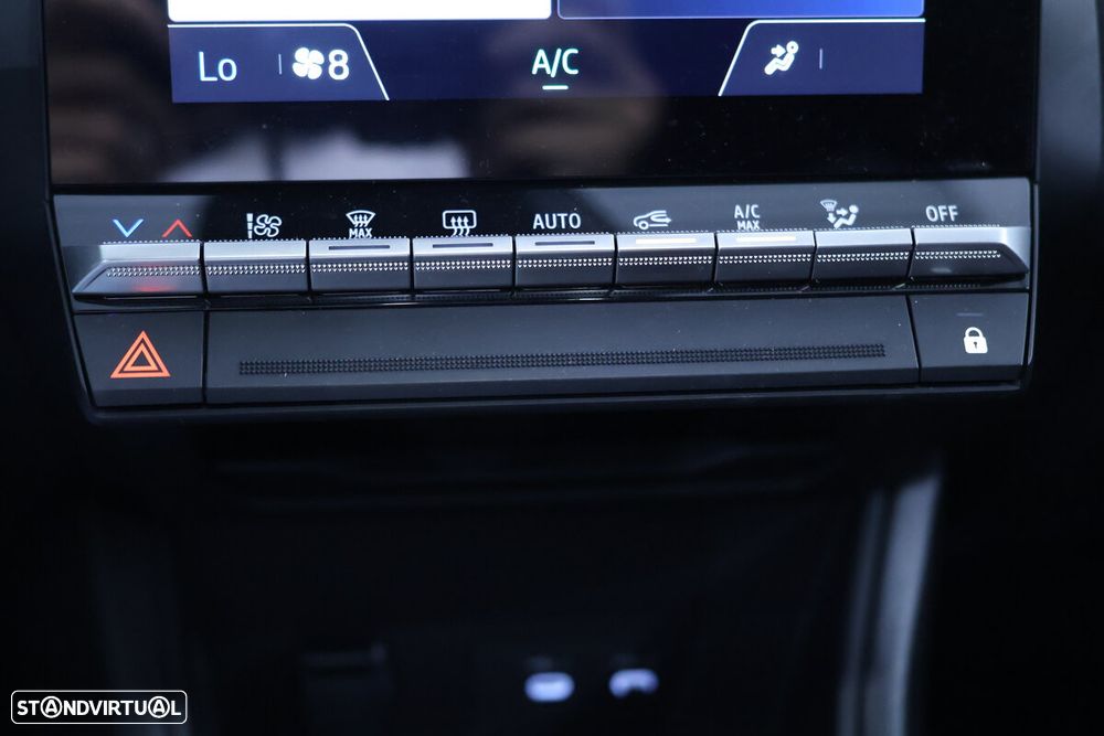 Renault Captur - 22