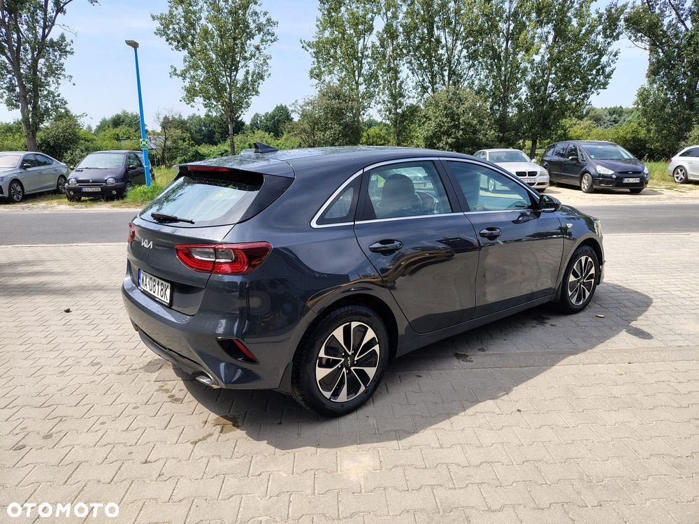 Kia Ceed 1.5 T-GDI M - 3
