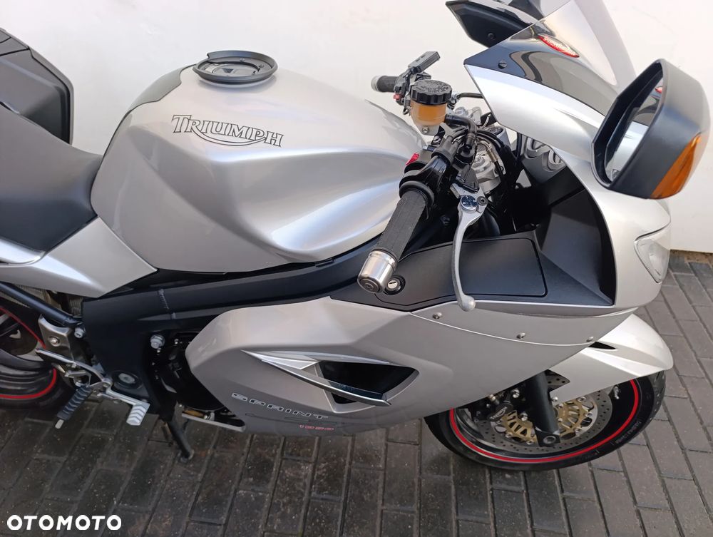 Triumph Sprint - 31