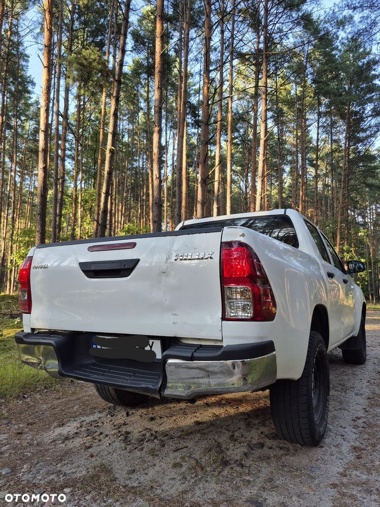 Toyota Hilux - 7