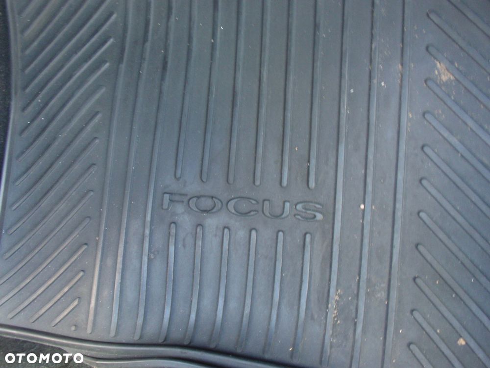 Ford Focus - 16