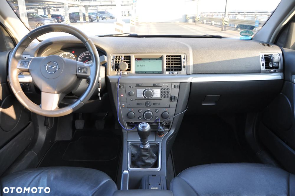 Opel Vectra 1.9 CDTI DPF Cosmo - 15