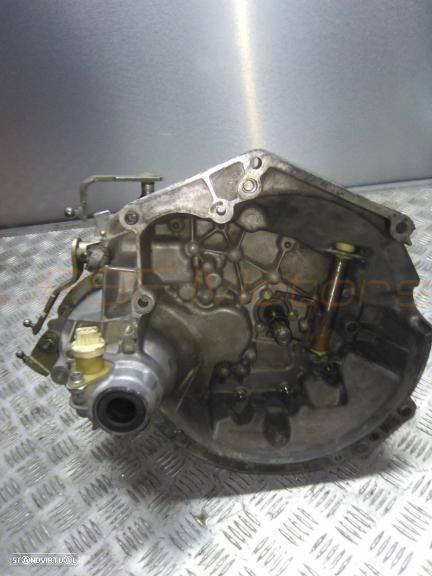 Caixa de Velocidades Citroen Saxo 1.6i de 1999 Ref: 20CD08 - 1