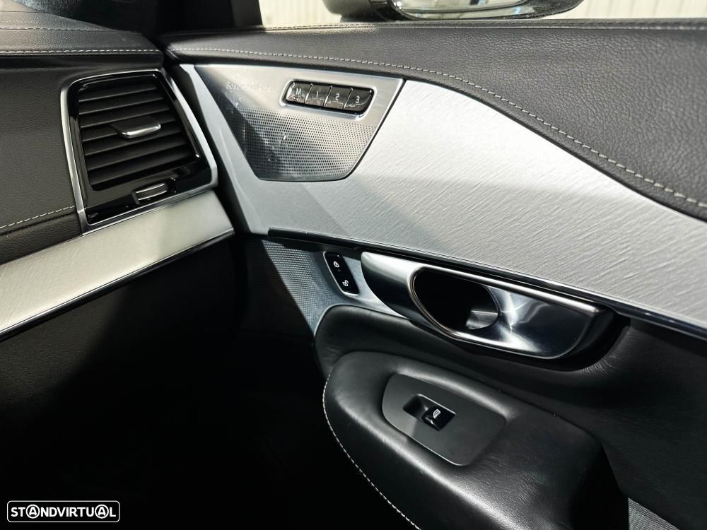 Volvo XC 90 T8 AWD Twin Engine Geartronic Inscription - 34
