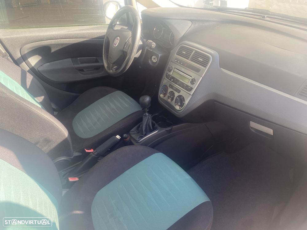 Fiat Grande Punto - 7