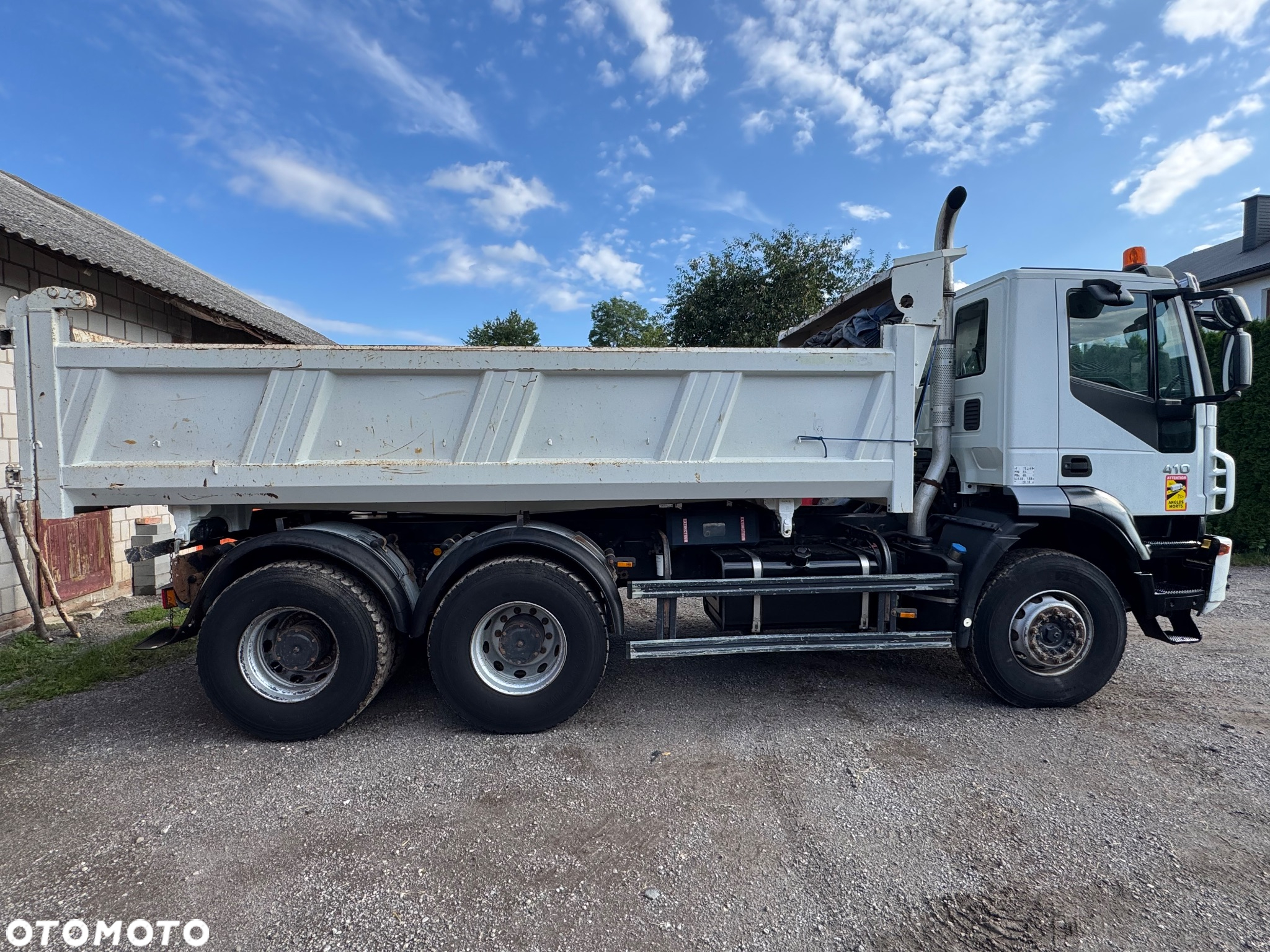 Iveco Trakker 6x4 wywrotka Super Stan - 10