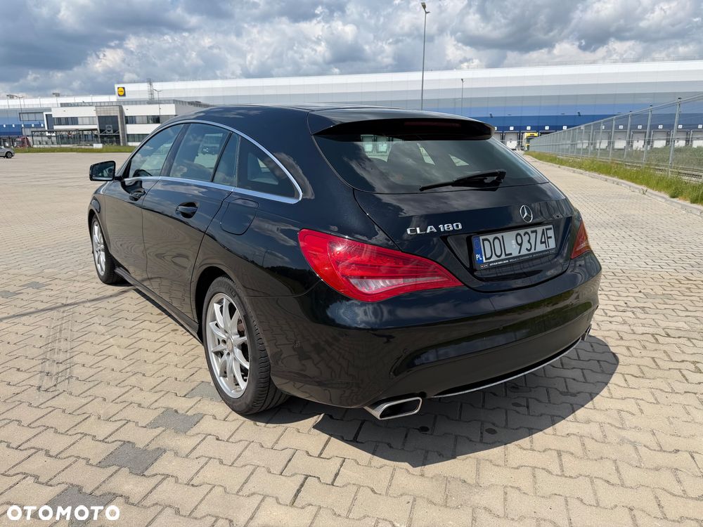 Mercedes-Benz CLA 180 Peak Edition - 7