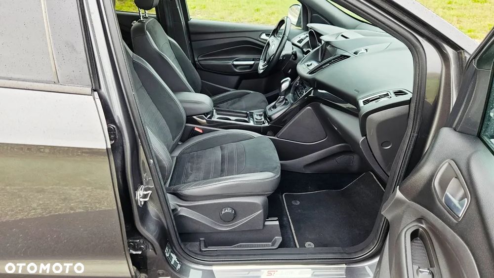 Ford Kuga 2.0 TDCi AWD ST-Line Black - 19