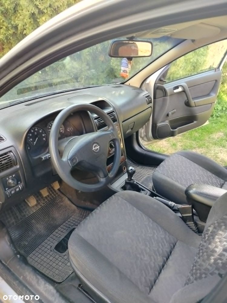 Opel Astra 1.6 GL / Start - 6