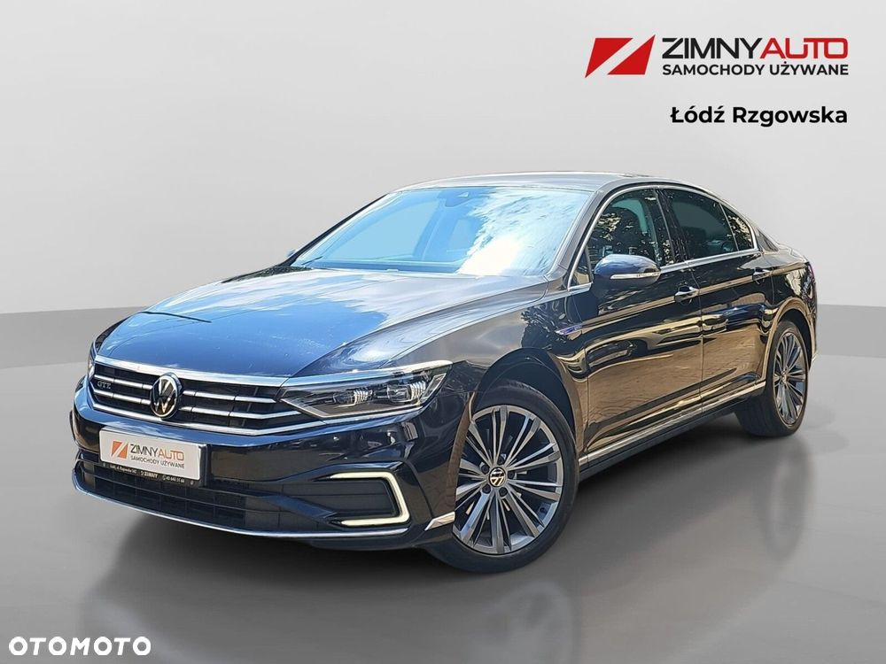 Volkswagen Passat - 2