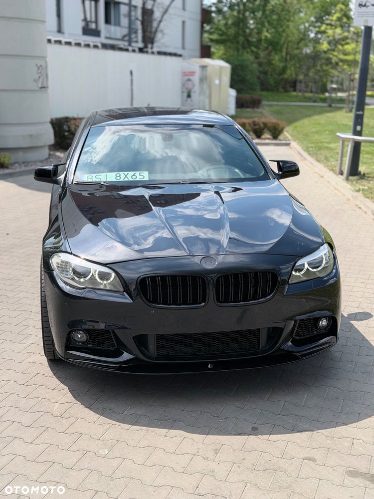 BMW Seria 5 525d - 10