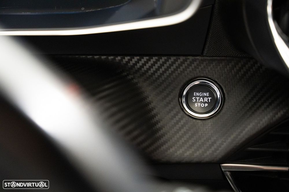 Peugeot 2008 1.2 PureTech Allure EAT8 - 14