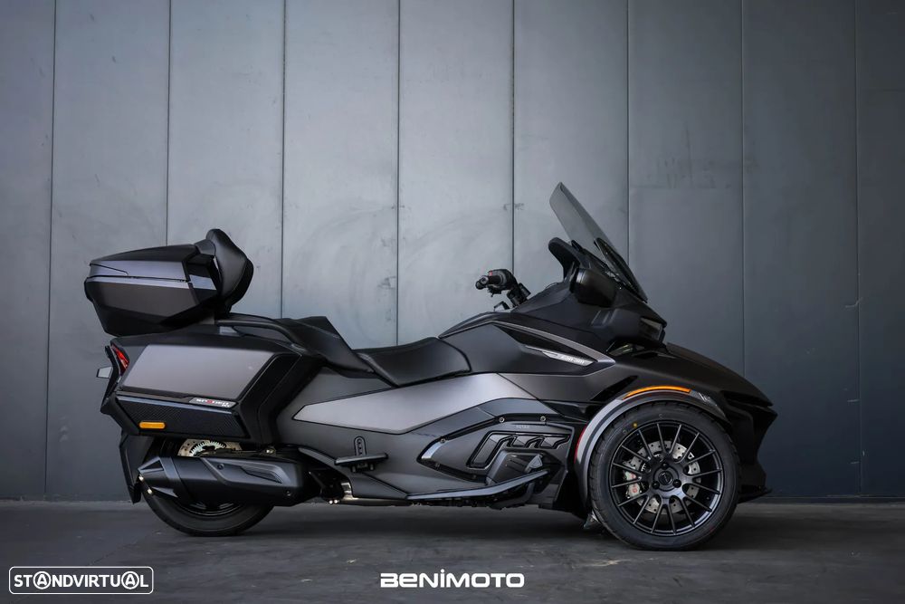 Can-Am Spyder RT - 8