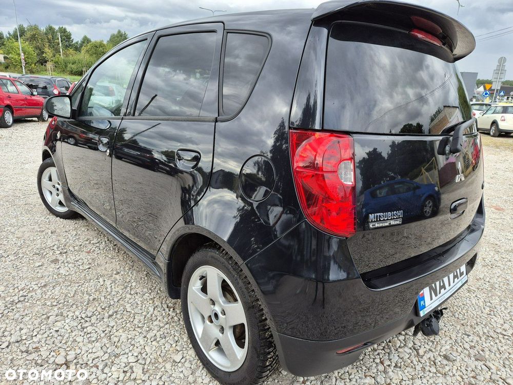 Mitsubishi Colt - 3
