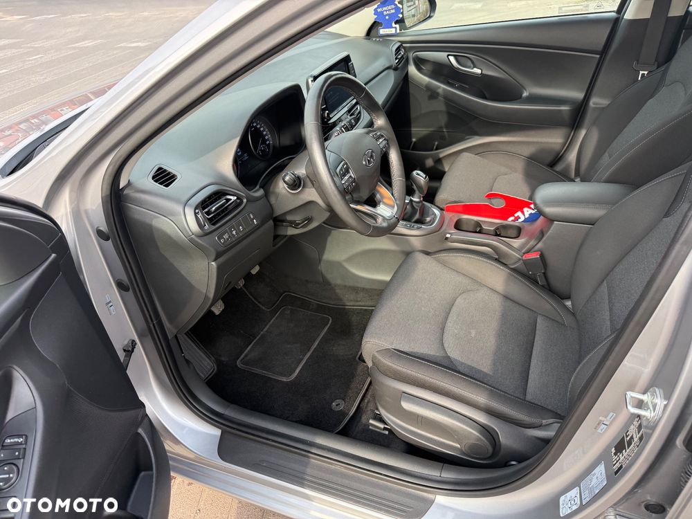 Hyundai i30 1.5 T-GDI 48V-Hybrid Advantage - 14