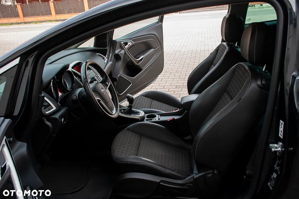 Opel Astra 1.4 Turbo Edition - 26