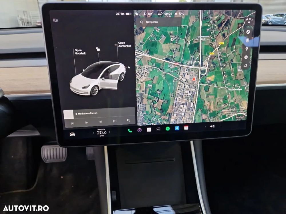 Tesla Model 3 Standard Reichweite Plus Hinterradantrieb - 7