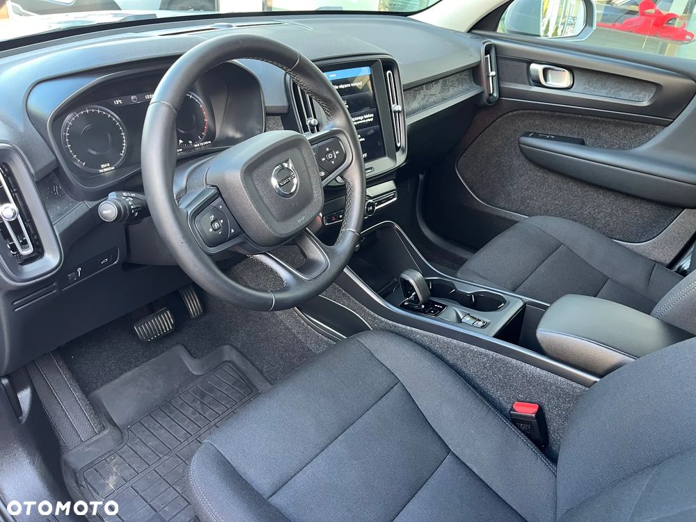 Volvo XC 40 T2 Essential - 10