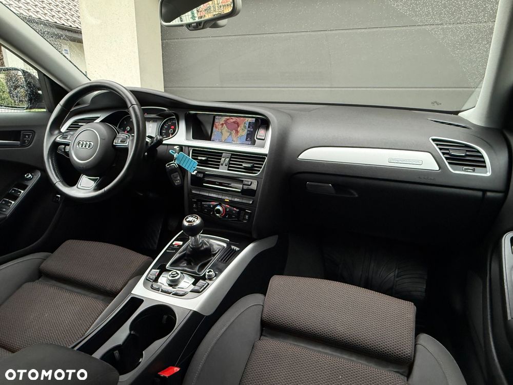 Audi A4 Avant 2.0 TDI - 8