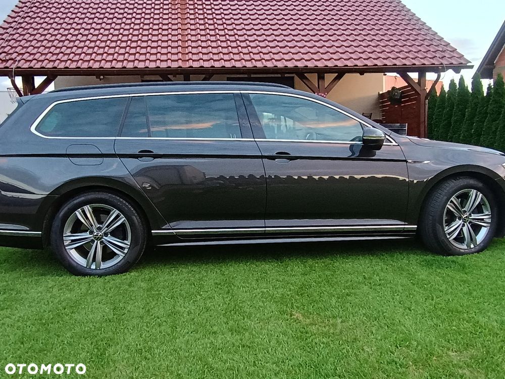 Volkswagen Passat Variant 2.0 TDI SCR DSG Elegance - 5