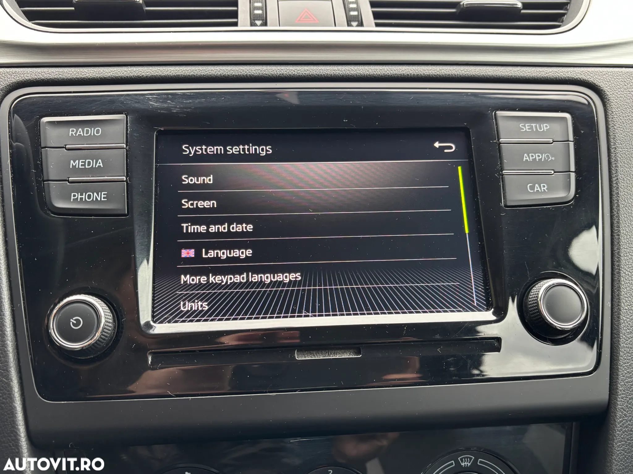 Skoda RAPID 1.0 TSI Ambition - 25