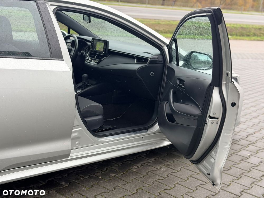 Toyota Corolla 1.8 Hybrid Executive - 22