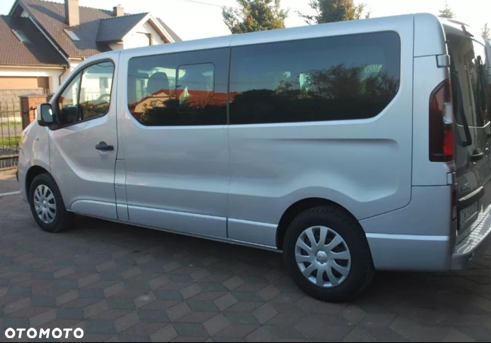 Opel Vivaro L2H1 2,9t Edition - 4