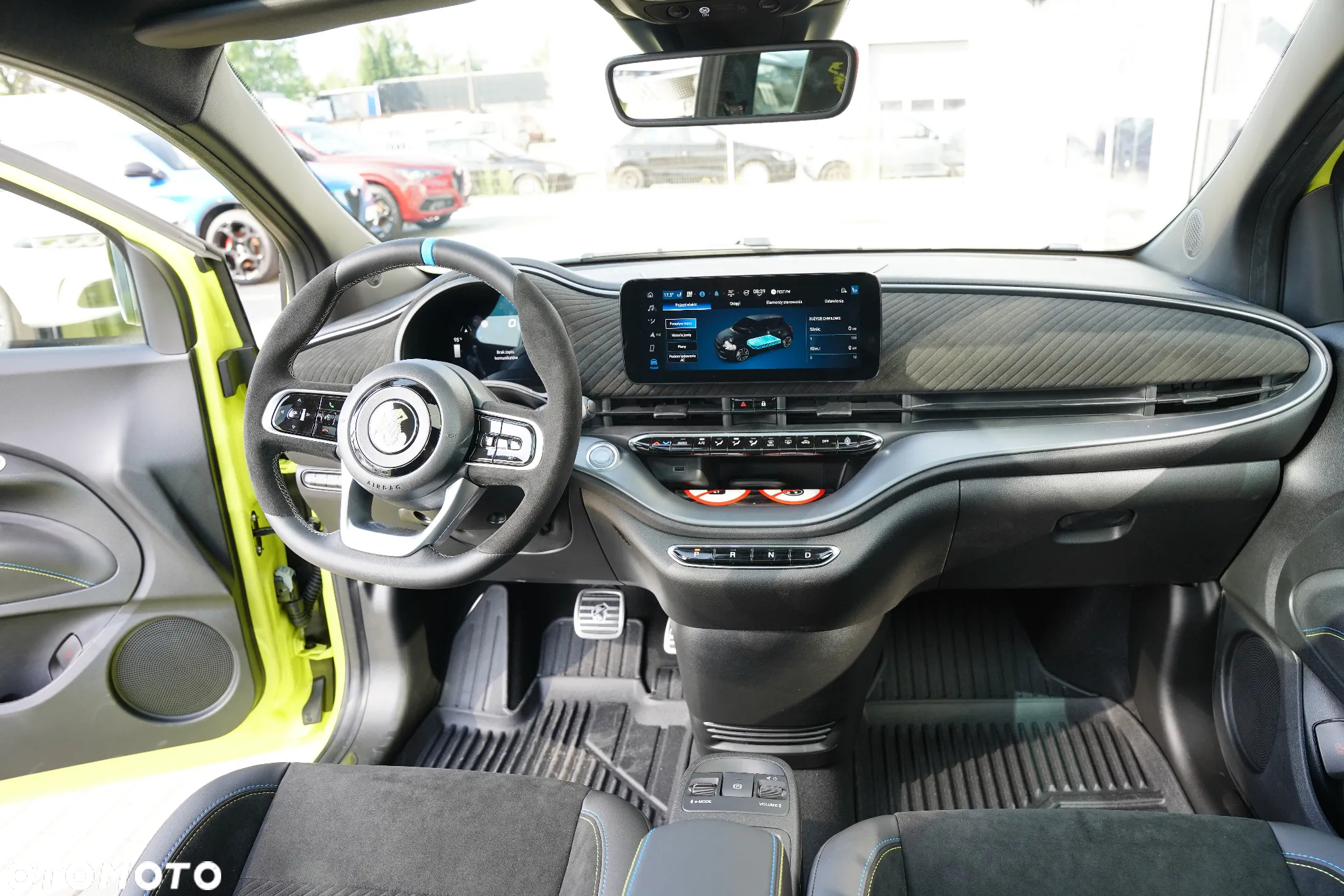 Abarth 500e - 10