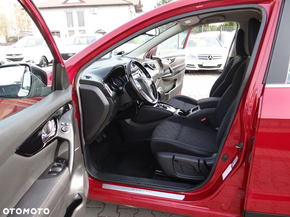 Nissan Qashqai 1.2 DIG-T Xtronic TEKNA+ - 20