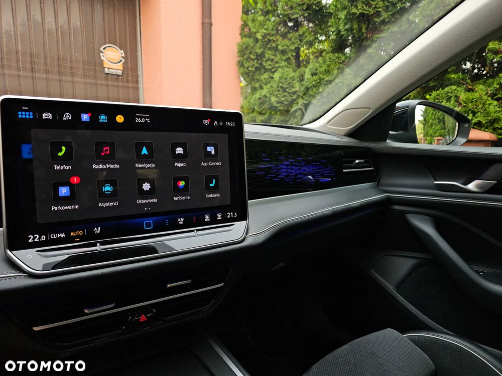 Volkswagen Passat - 9