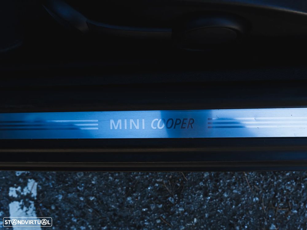MINI 3 Portas Cooper D - 22