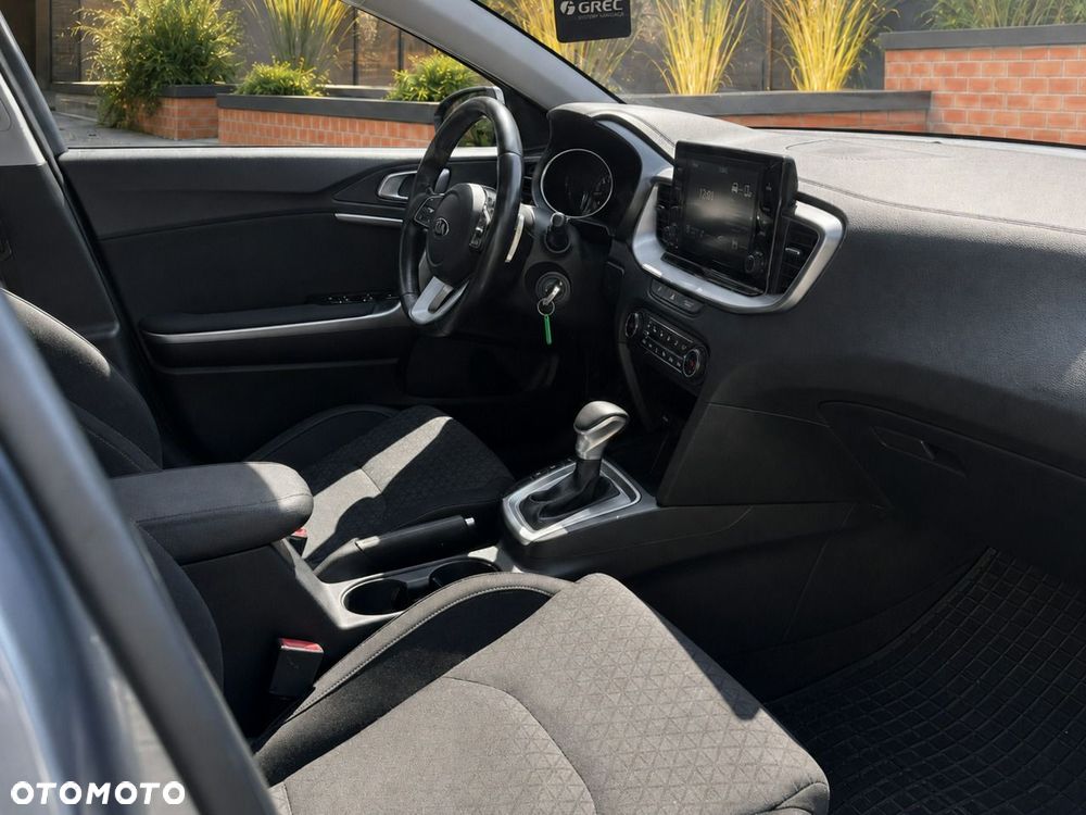 Kia Ceed 1.4 T-GDI M DCT - 8