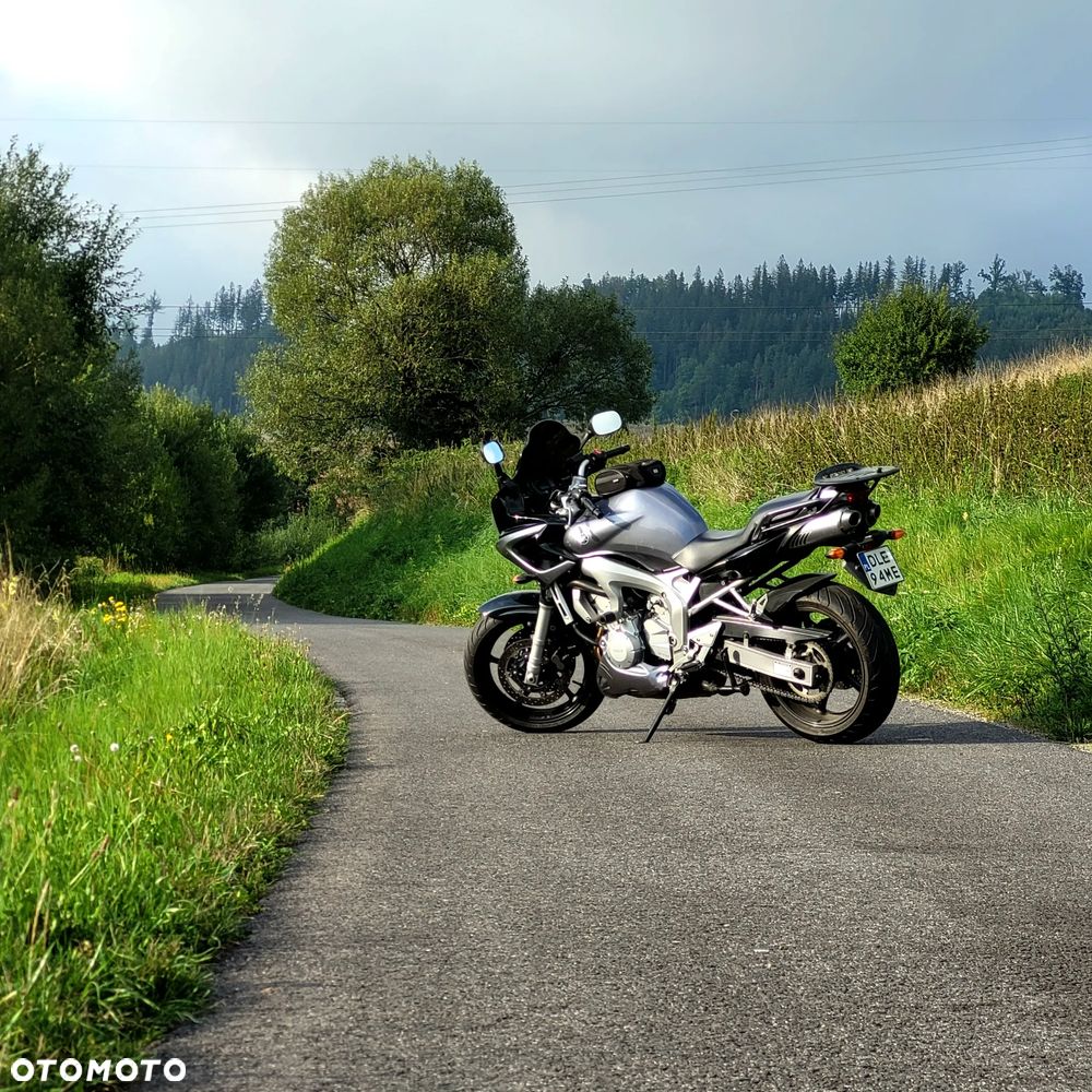 Yamaha FZ6 - 2