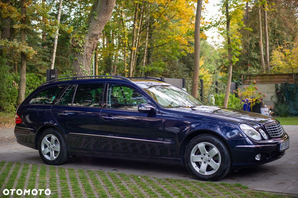 Mercedes-Benz Klasa E 320 4-Matic T Elegance - 14